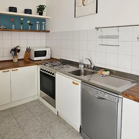 Corso Genova Urban Living In Apartment